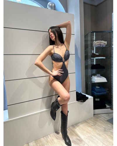 Bikini Trikini Asia MATINÉE