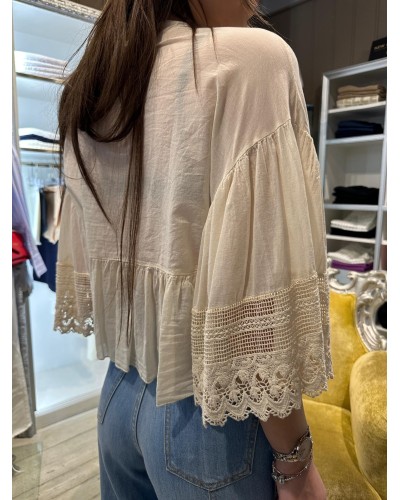 Blusa Krochet RELISH