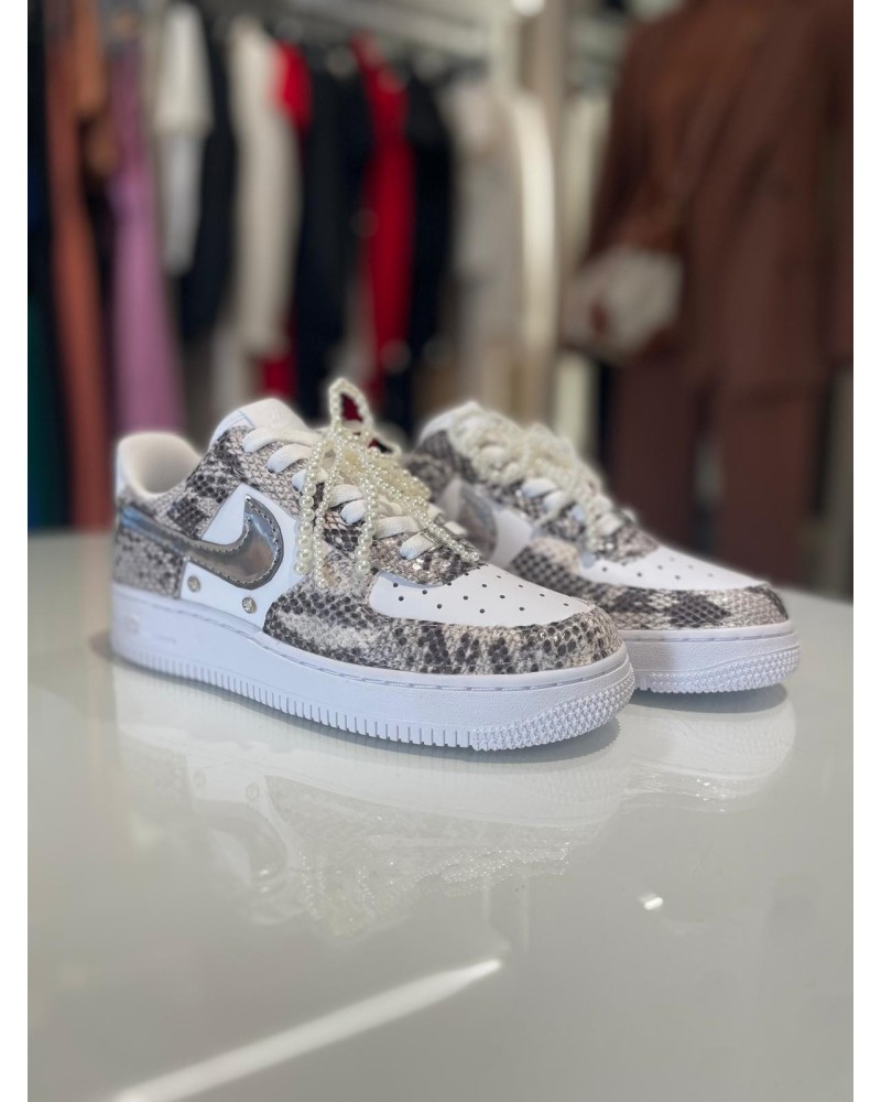 Sneakers Nike Air Force 1 Pitone Argento NIKE