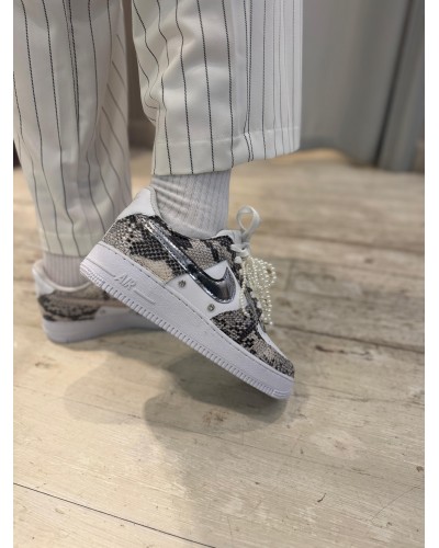 Sneakers Nike Air Force 1 Pitone Argento NIKE